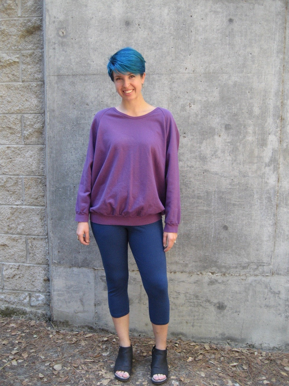 Cropped Leggings and Ragland Sweatshirt
